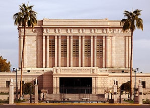 Mesa's neighborhood in the historical Temple District